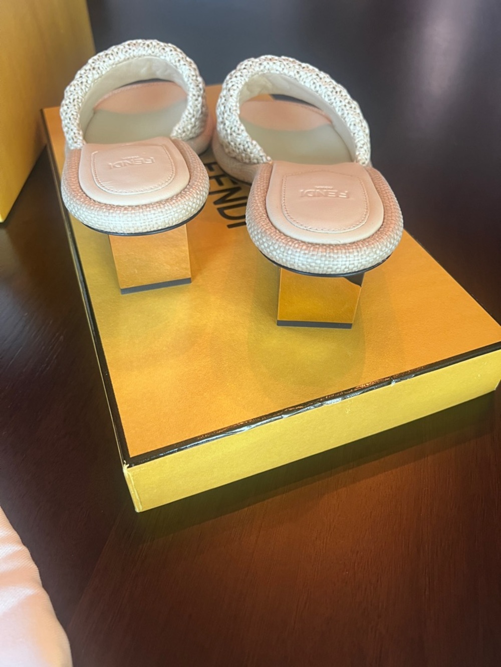 FENDI Rafia slide sandal - paglia - Picture 4 of 9